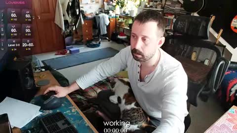 Snapshot of mr_foxxy chatting on 02.11.25 ninko online show from 02.11.25