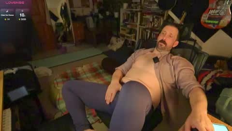 Snapshot of mr_foxxy chatting on 02.13.25 ninko online show from 02.13.25