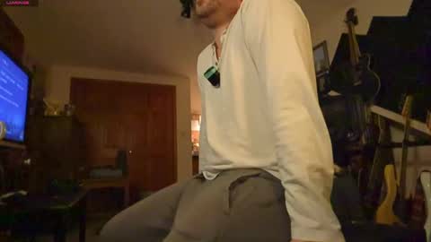 Snapshot of mr_foxxy chatting on 03.03.25 ninko online show from 03.03.25