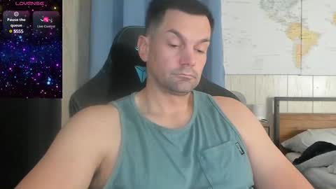 Snapshot of mr_mac69 chatting on 12.27.24 Cam online show from 12.27.24