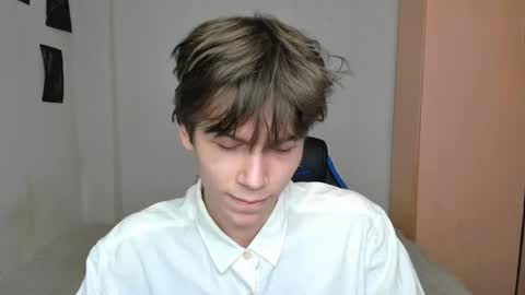 Snapshot of mr_makentoshi chatting on 02.01.25 Makentoshi online show from 02.01.25