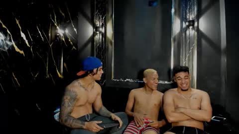 mr_maximo online show from 12.22.25