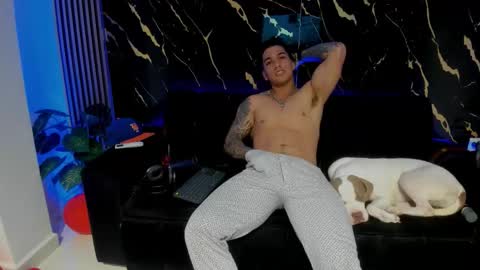 mr_maximo online show from 02.18.26