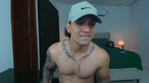 Snapshot of mr_maximo chatting on 06.07.26 mr_maximo online show from 06.07.26
