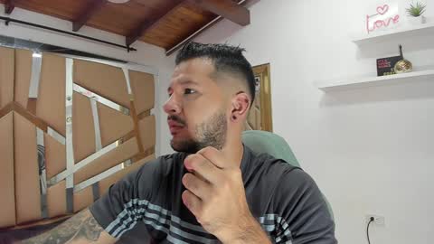 MIKEE online show from 01.14.25