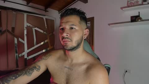 MIKEE online show from 01.15.25