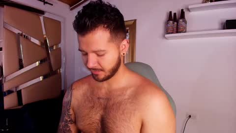 MIKEE online show from 10.11.25