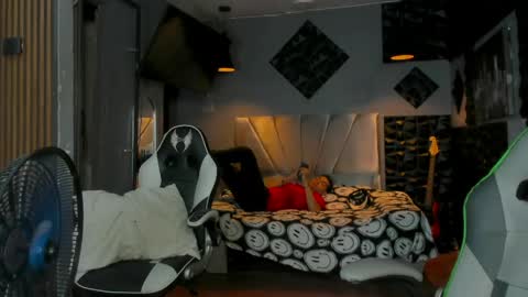 mr_mois online show from 05.24.26