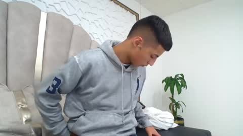 Snapshot of mr_porn_9 chatting on 06.06.26 Mr Porn online show from 06.06.26