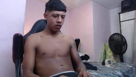 Snapshot of mr_stiven_ chatting on 01.12.25 mr_stiven_ online show from 01.12.25