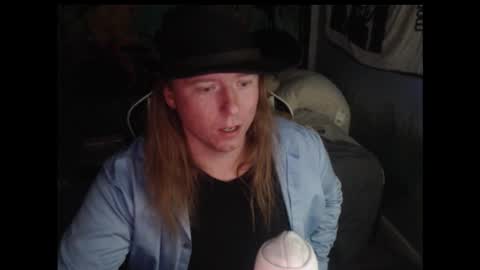 mr_strawberry online show from 10.27.25