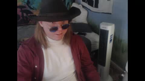 mr_strawberry online show from 04.27.26