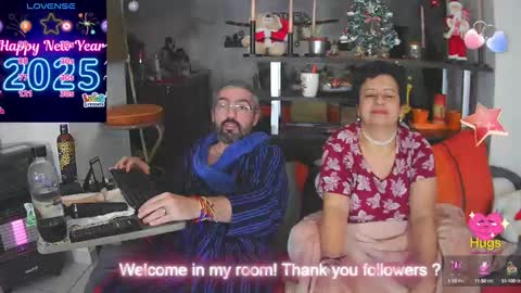 Snapshot of mrandmrsswetness84 chatting on 01.11.25 MrAndMrsSwetness84 online show from 01.11.25