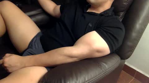 Snapshot of mrbree chatting on 02.12.26 Mr Bree online show from 02.12.26