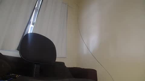 Snapshot of mrbrown_strong chatting on 04.30.26 mr brown online show from 04.30.26