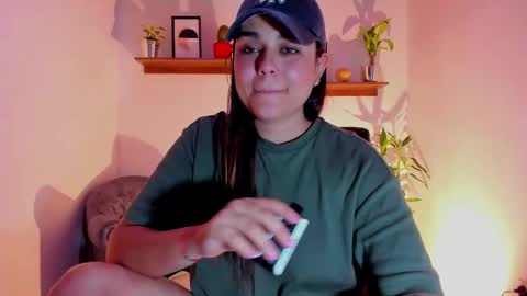 Laura online show from 02.03.25