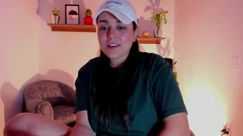 Laura online show from 02.12.25