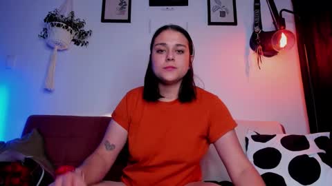 Laura online show from 11.26.25