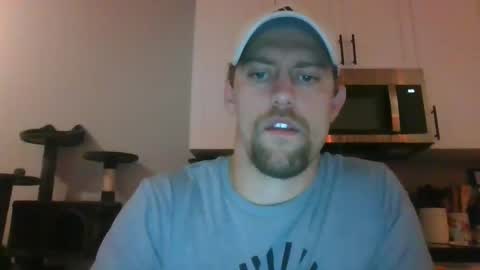 Snapshot of mrcumfixit chatting on 09.26.25 mrcumfixit online show from 09.26.25