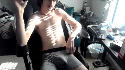 Snapshot of mrdrippy13 chatting on 03.07.25 MrDrippy online show from 03.07.25