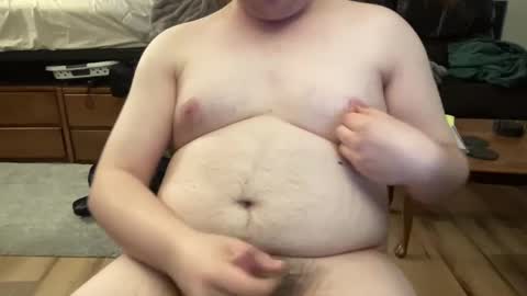 Snapshot of mreffner chatting on 09.10.25 collegebelly online show from 09.10.25