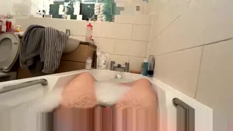 mrel69681500 online show from 11.24.25