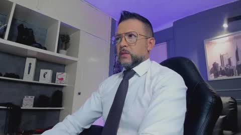 Snapshot of mrfrank_tattoo chatting on 09.17.25 MrFrank. online show from 09.17.25