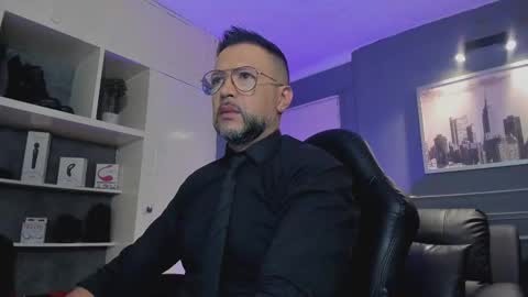 Snapshot of mrfrank_tattoo chatting on 09.26.25 MrFrank. online show from 09.26.25