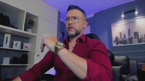 Snapshot of mrfrank_tattoo chatting on 09.28.25 MrFrank. online show from 09.28.25