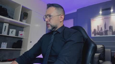 Snapshot of mrfrank_tattoo chatting on 10.30.25 MrFrank. online show from 10.30.25