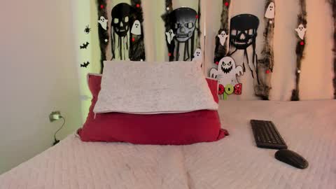 Bastian online show from 10.19.25