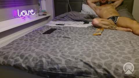 Snapshot of mrien chatting on 10.23.25 nlNL online show from 10.23.25