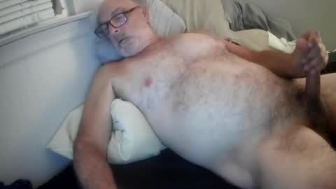 Snapshot of mrjames59 chatting on 09.28.25 mrjames59 online show from 09.28.25