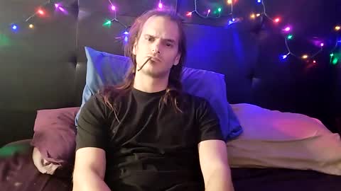 Snapshot of mrkinksized chatting on 01.02.25 MrKinkSized online show from 01.02.25