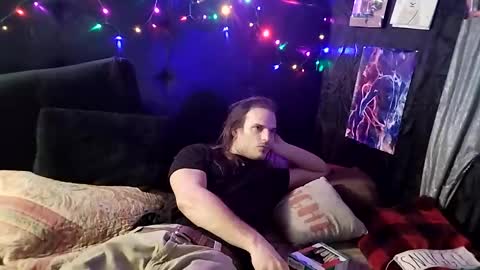 Snapshot of mrkinksized chatting on 01.14.25 MrKinkSized online show from 01.14.25