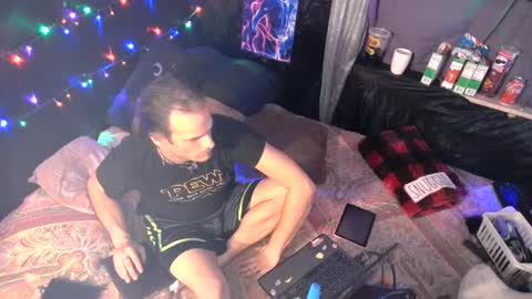 Snapshot of mrkinksized chatting on 01.19.25 MrKinkSized online show from 01.19.25