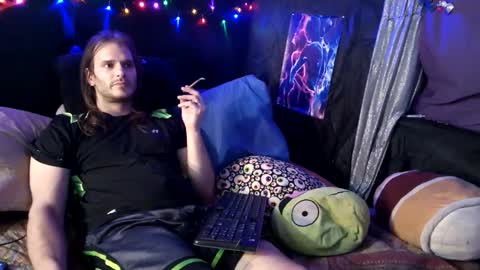 Snapshot of mrkinksized chatting on 02.11.25 MrKinkSized online show from 02.11.25