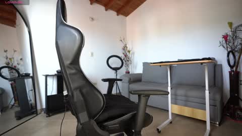 Luis    Instagram   online show from 01.06.25