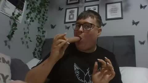 mrmercuryyy online show from 02.25.25