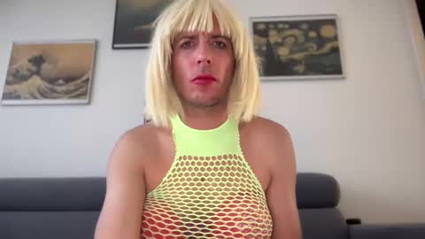 TaleOfLaura online show from 01.20.25