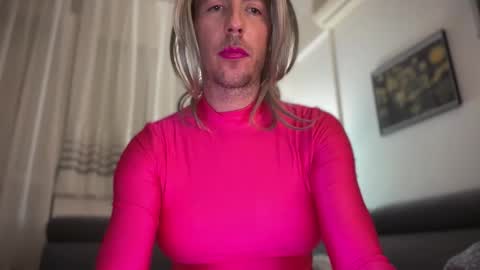 TaleOfLaura online show from 03.30.26