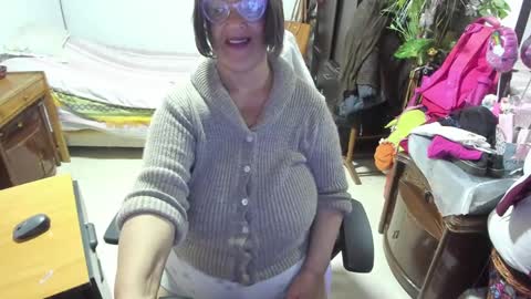 mrs_mommy online show from 03.08.25