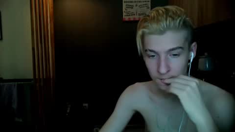 Snapshot of mrsexycum4u chatting on 02.21.25 Adam online show from 02.21.25