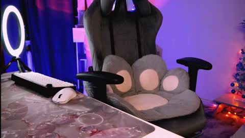 YOUR OWNER online show from 01.01.25