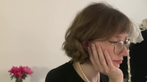 ms_christiana online show from 04.28.26