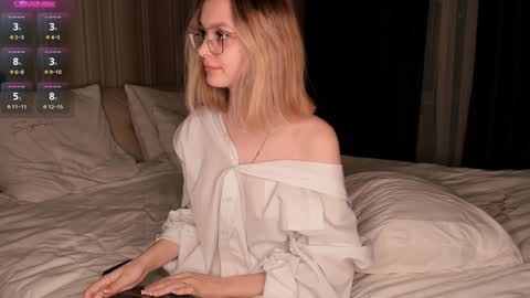 Elizabeth online show from 12.08.24