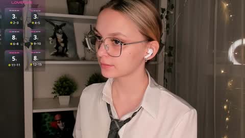 Elizabeth online show from 02.02.25