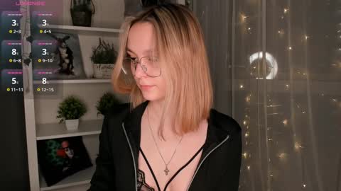 Elizabeth online show from 02.07.25