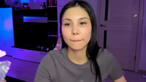 ms_emily_ online show from 02.28.26