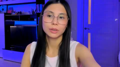 ms_emily_ online show from 05.13.26